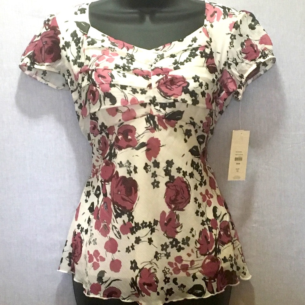 *3 for $20* Hillard & Hanson roses top